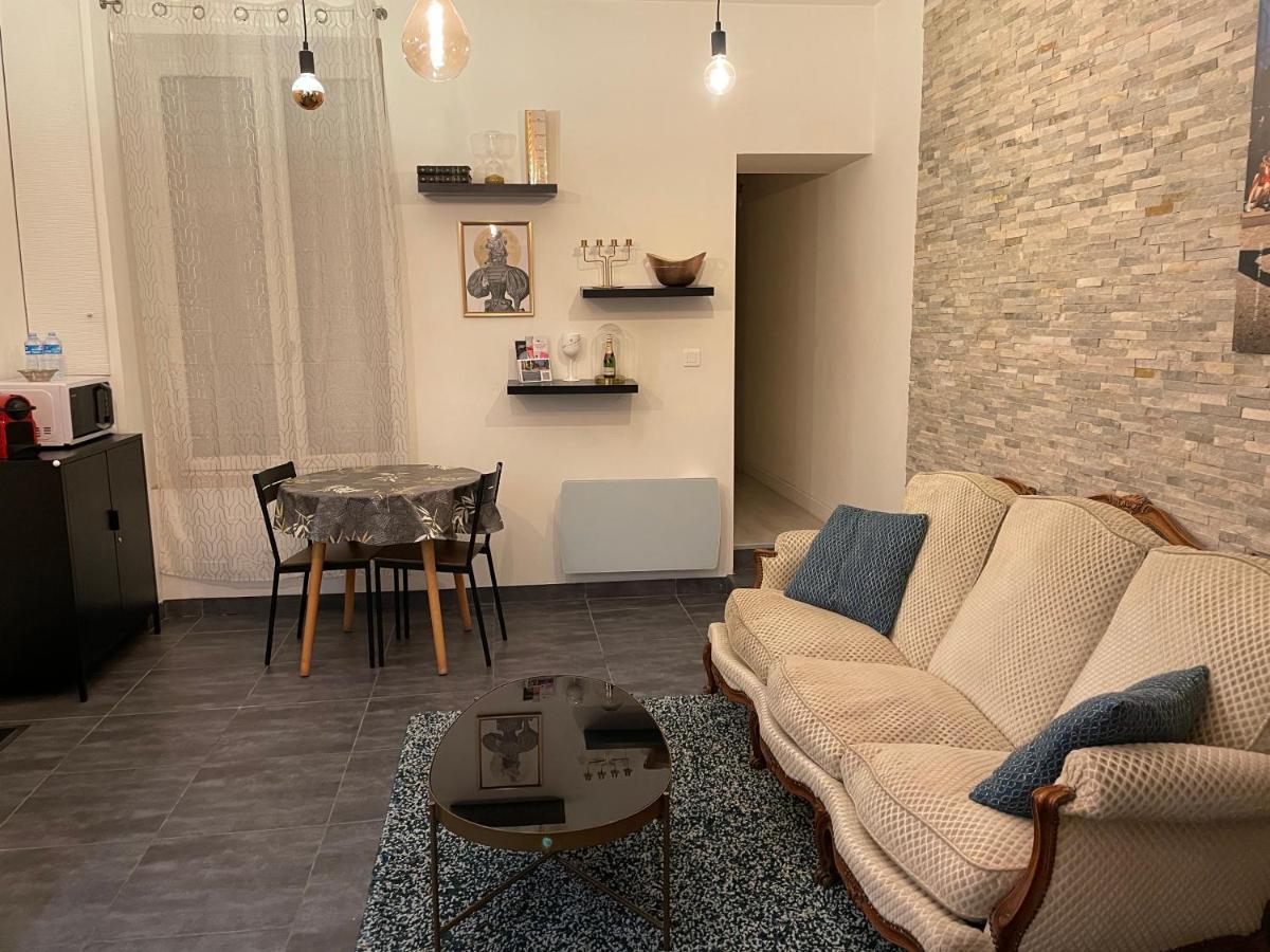 Champagne Therapie: Appartement Cosy Chic, エペルネー エクステリア 写真
